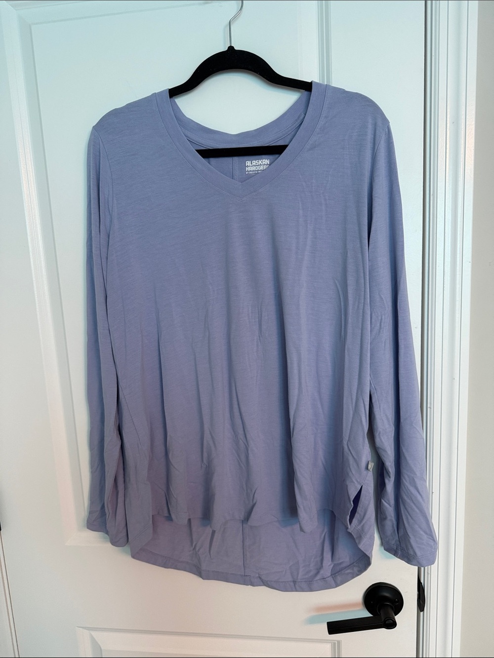 Duluth Trading Co Lavender V-Neck Long Sleeve Tee